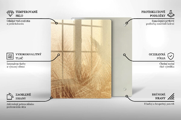 Sklenená doska na krájanie Orechy na bielom pozadí