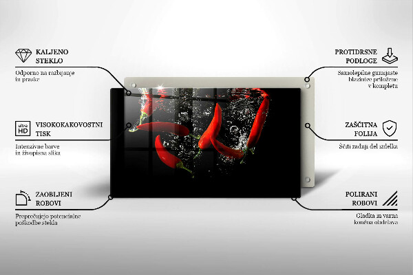 Sklenená doska na krájanie Chilli papričky vo vode