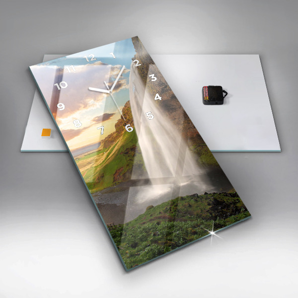 Vertikálne hodiny Vodopád na Islande