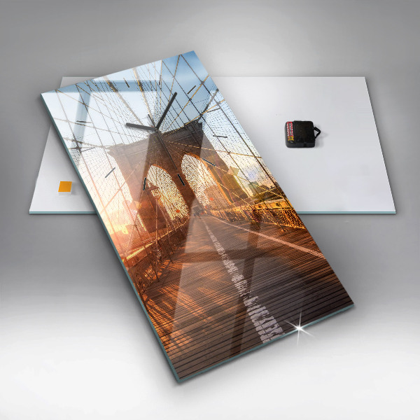 Vertikálne hodiny Brooklynský most NYC