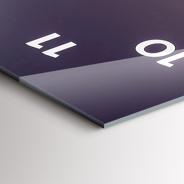 Vertikálne hodiny East River v New Yorku