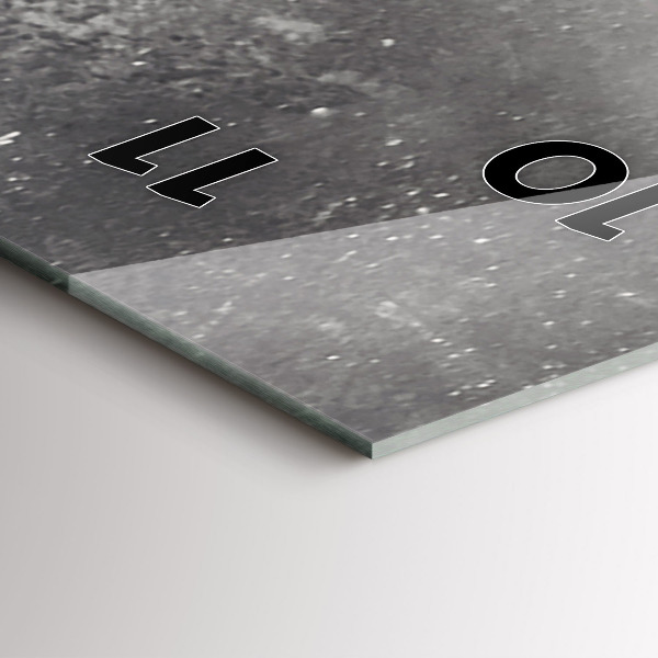 Vertikálne hodiny Slon