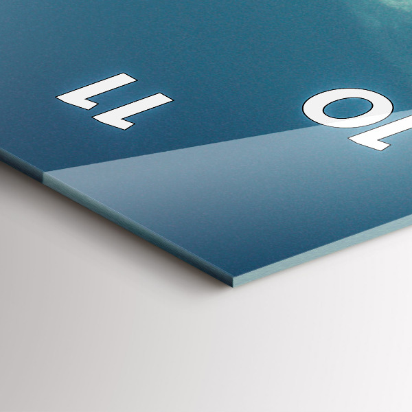 Vertikálne hodiny Auto so surfom