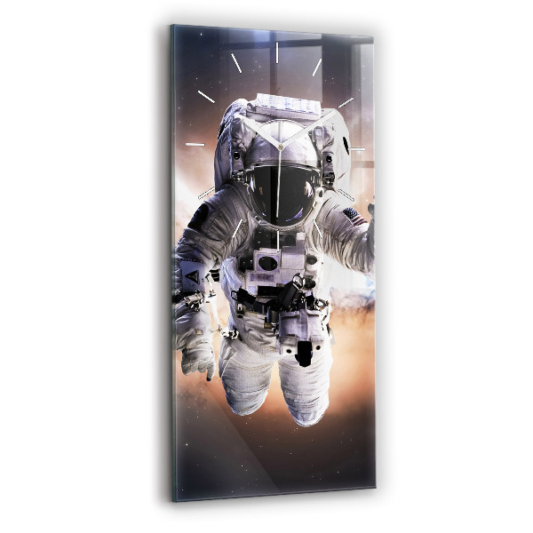 Vertikálne hodiny Astronaut vo vesmíre