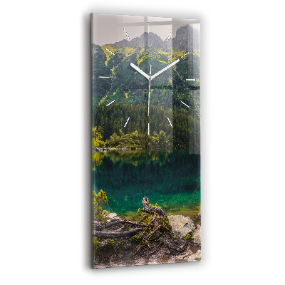 Vertikálne hodiny Morskie Oko v Tatrách