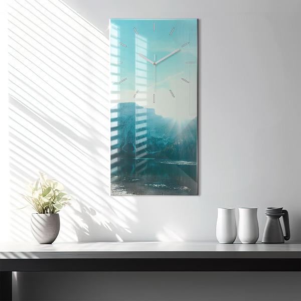 Vertikálne hodiny Hora a rieka v Poľsku