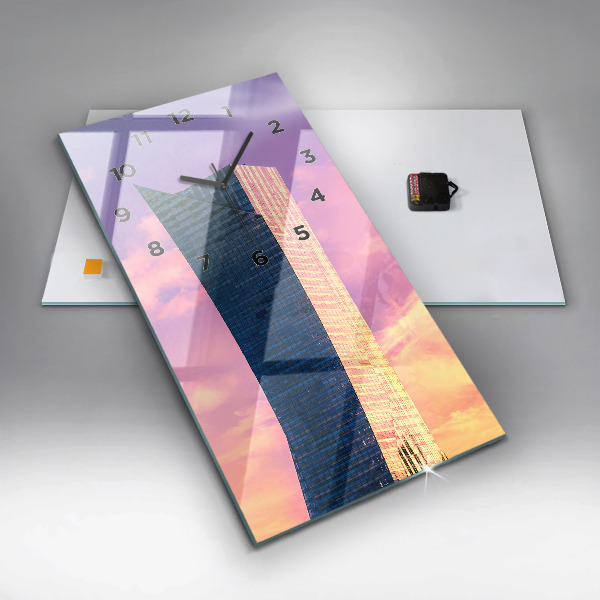 Vertikálne hodiny Mrakodrap vo Varšave