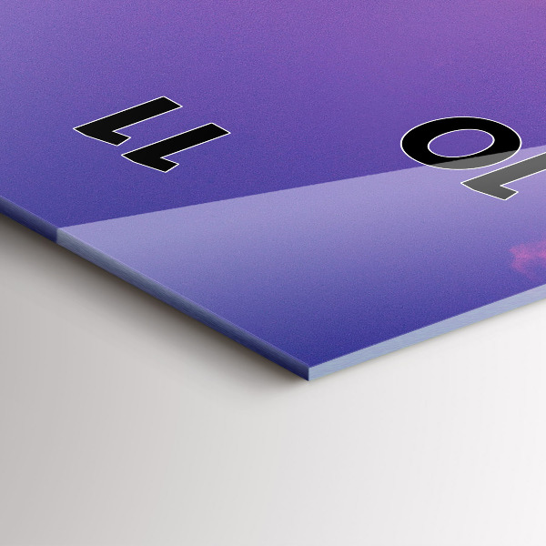 Vertikálne hodiny Mrakodrap vo Varšave