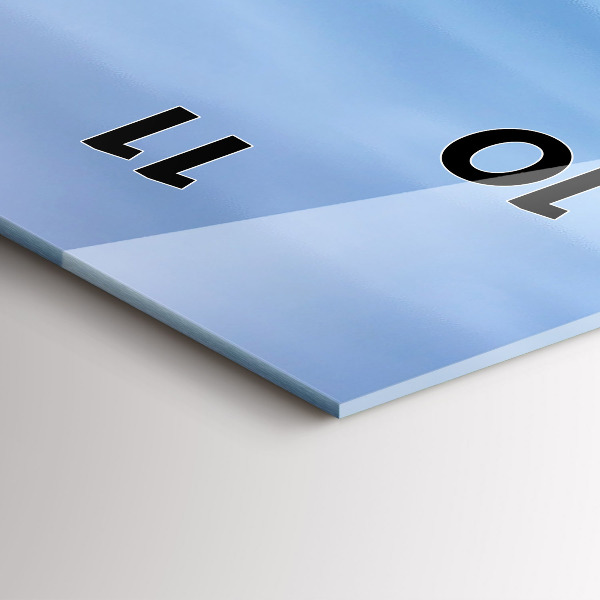 Vertikálne hodiny Maják