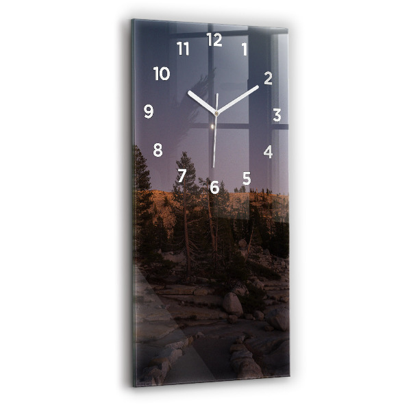 Vertikálne hodiny Yosemitská skalnatá cesta