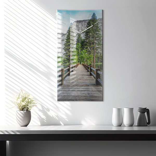 Vertikálne hodiny Yosemitský drevený most