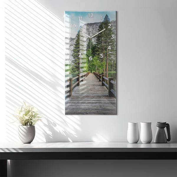 Vertikálne hodiny Yosemitský drevený most