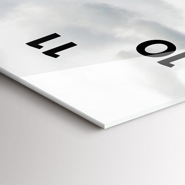 Vertikálne hodiny More na Havaji