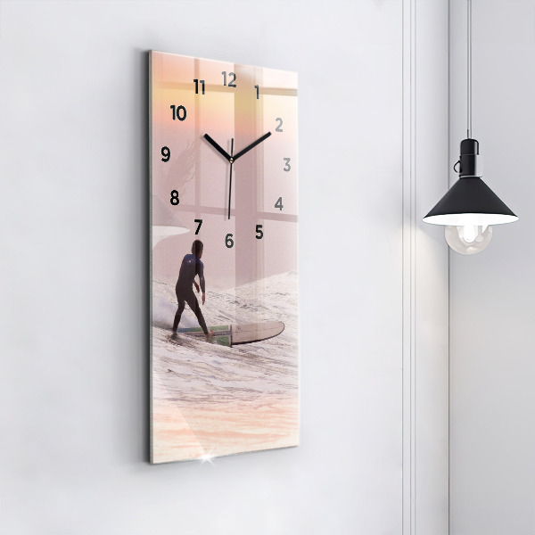 Vertikálne hodiny Surfer na Havaji
