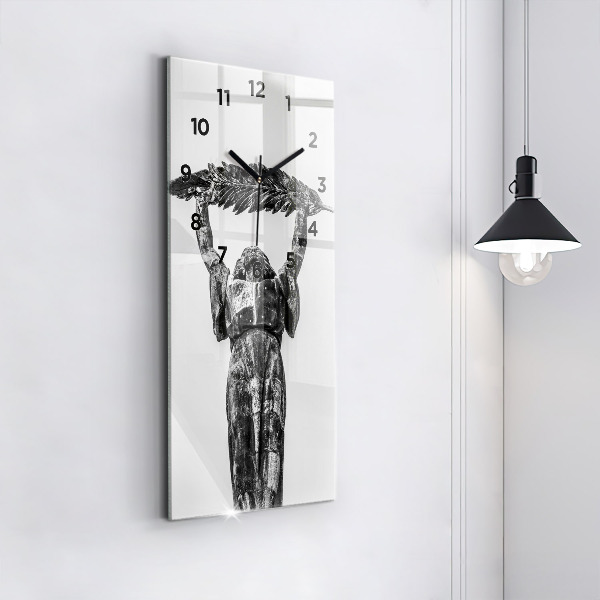 Vertikálne hodiny Socha slobody v Budapešti