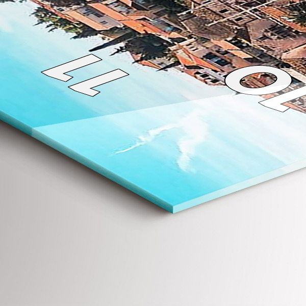 Vertikálne hodiny Lode v Chorvátsku