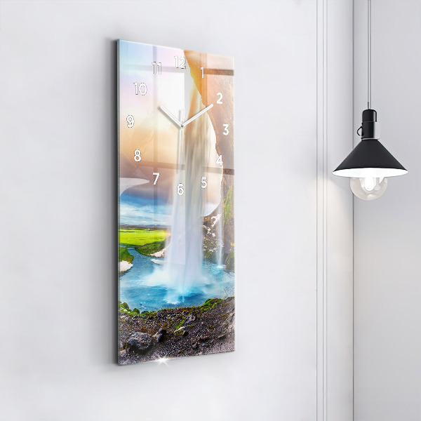 Vertikálne hodiny Vodopád na Islande