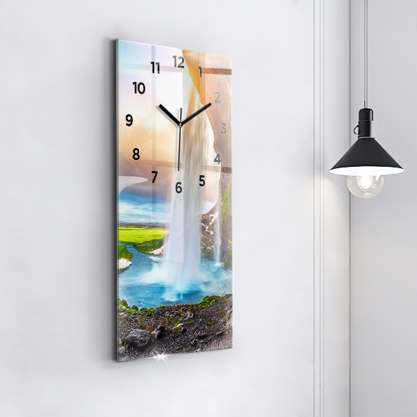 Vertikálne hodiny Vodopád na Islande