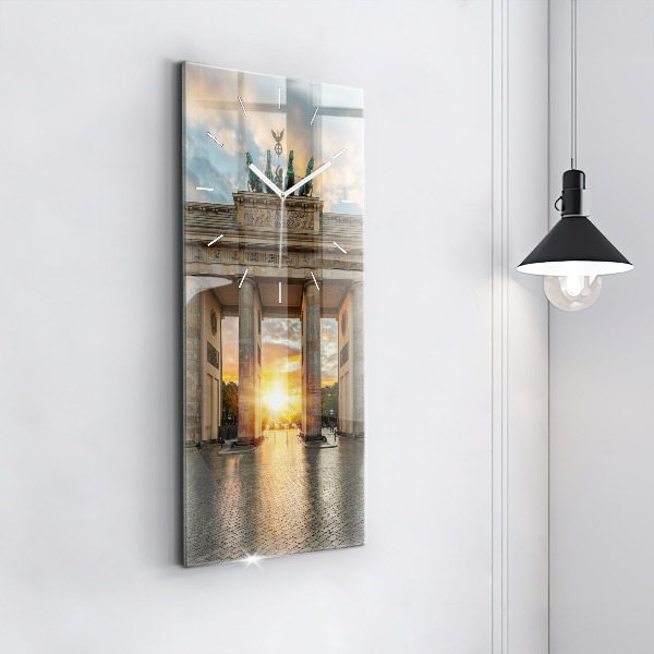 Vertikálne hodiny Brandenburská brána v Berlíne