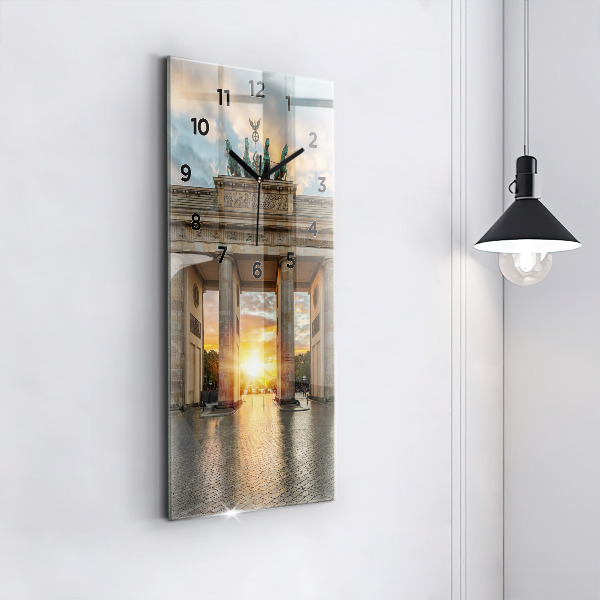 Vertikálne hodiny Brandenburská brána v Berlíne