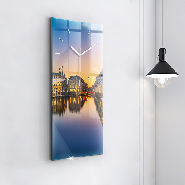 Vertikálne hodiny Hamburgská radnica