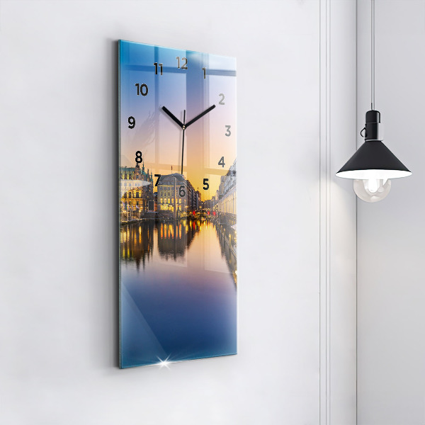 Vertikálne hodiny Hamburgská radnica