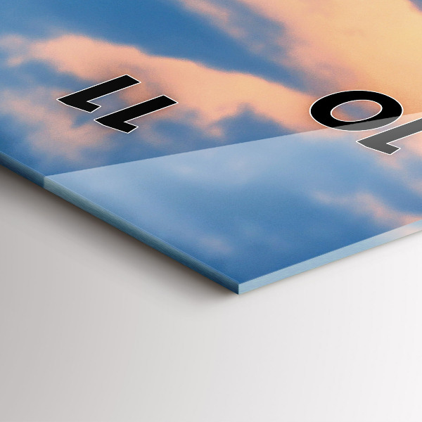 Vertikálne hodiny Pohľad na radnicu