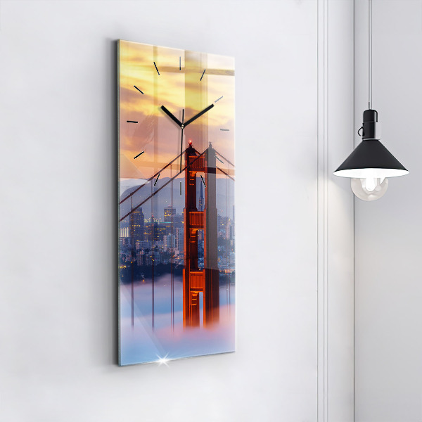 Vertikálne hodiny Most v San Franciscu