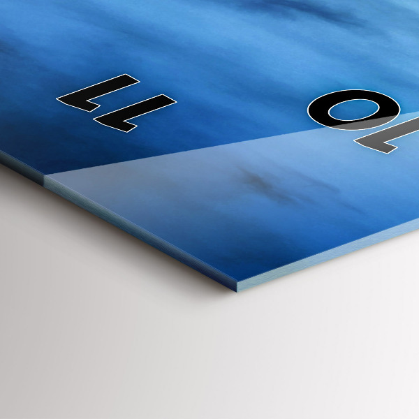 Vertikálne hodiny Chrám v Bangkoku v Thajsku