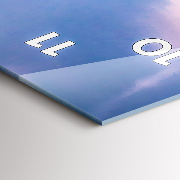 Vertikálne hodiny Gejzír na ostrove Island