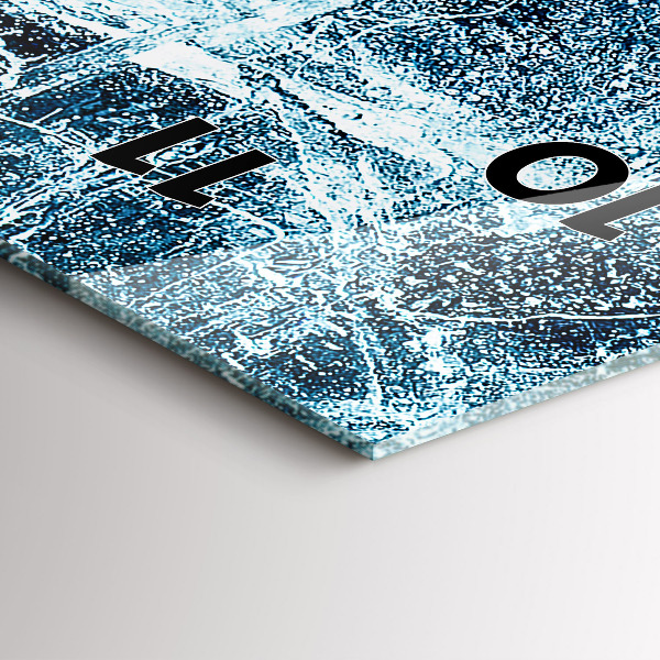 Vertikálne hodiny Zamrznutá stena