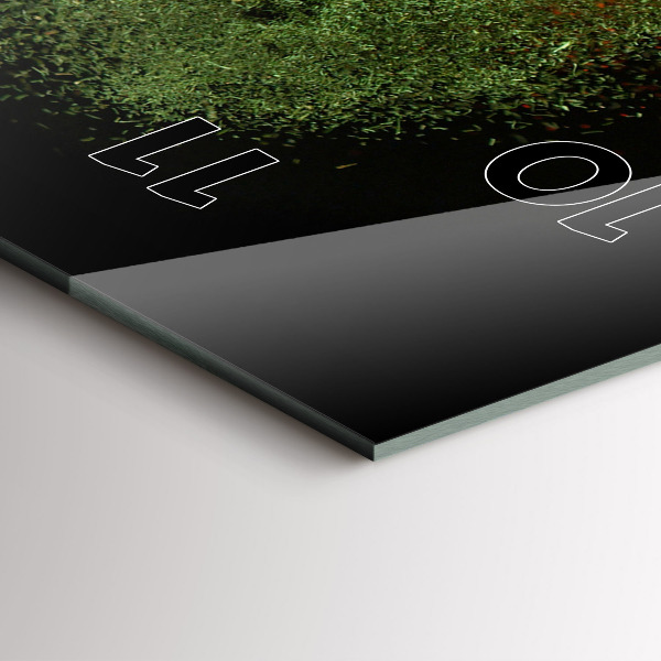 Vertikálne hodiny Korenie sa rozsypalo