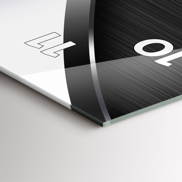 Vertikálne hodiny Čierne a strieborné čiary