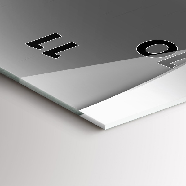 Vertikálne hodiny Strieborné čiary