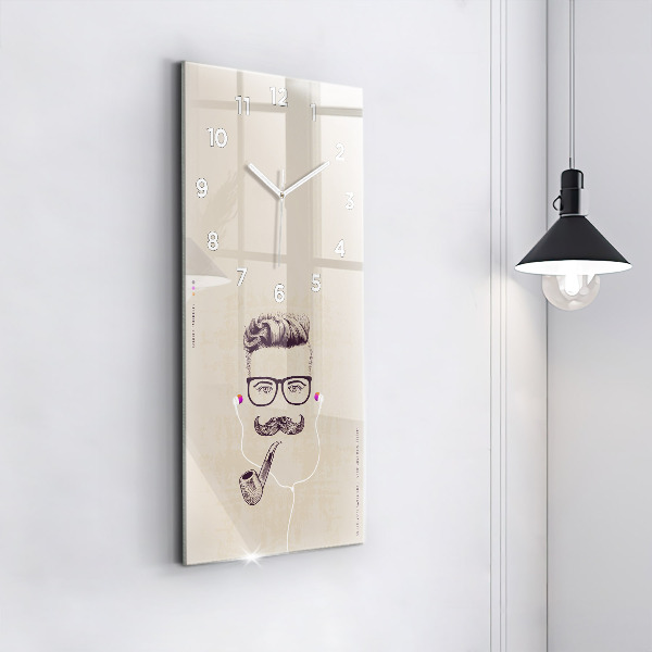 Vertikálne hodiny Muž s fajkou