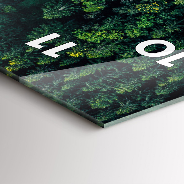 Vertikálne hodiny Les z vtáčej perspektívy