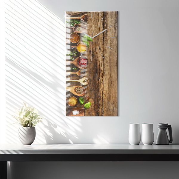 Vertikálne hodiny Lyžice korenia