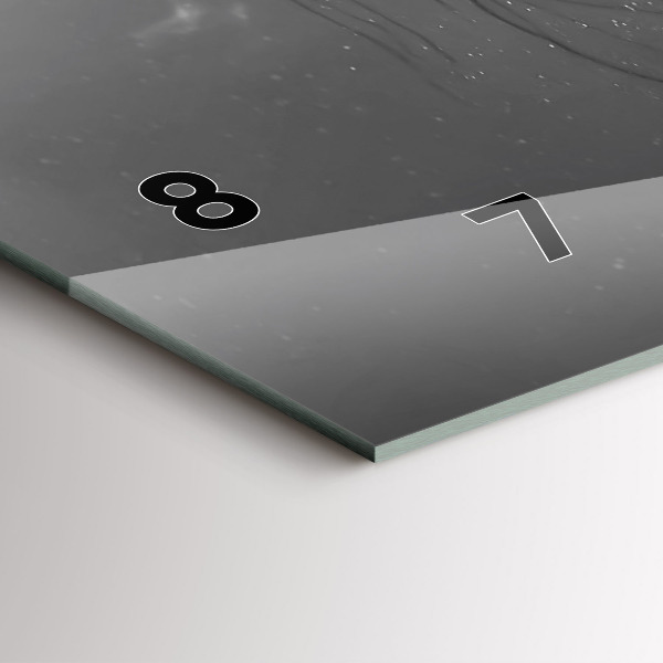 Horizontálne hodiny Ženské ústa