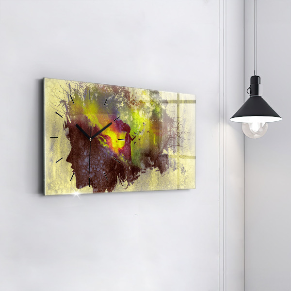 Horizontálne hodiny Žena v lese