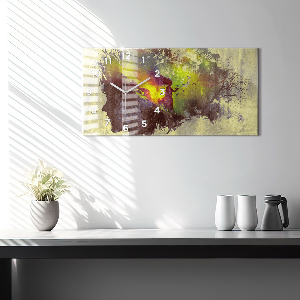 Horizontálne hodiny Žena v lese