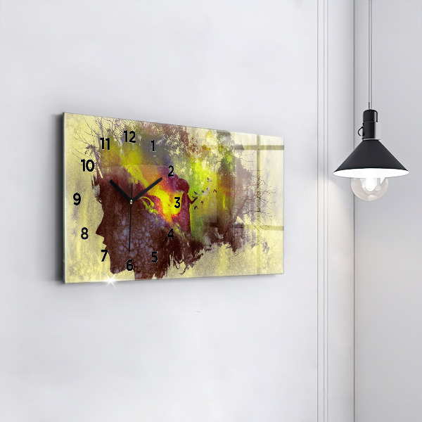 Horizontálne hodiny Žena v lese