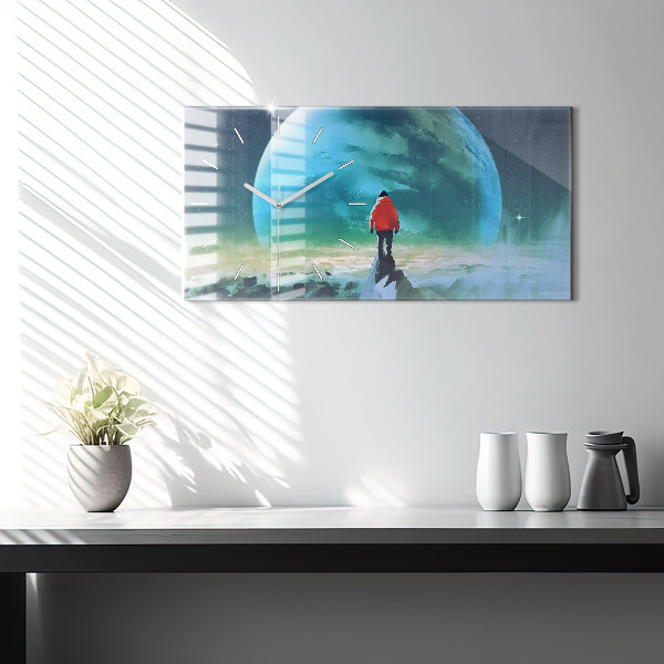 Horizontálne hodiny Muž na Mesiaci