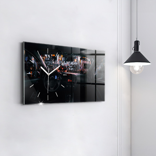 Horizontálne hodiny Auto v Tokiu