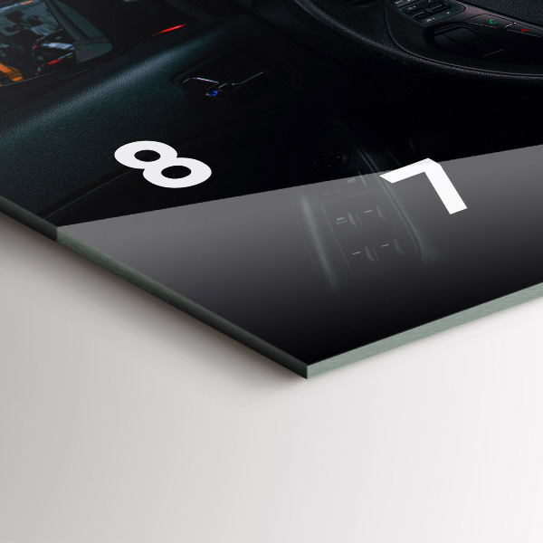 Horizontálne hodiny Auto v Tokiu