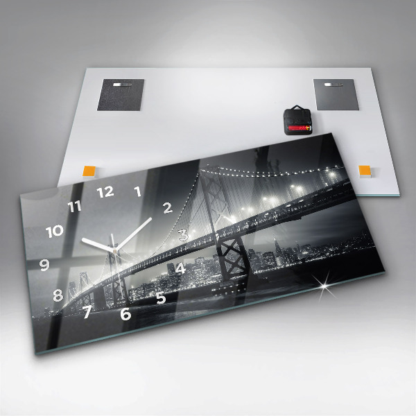 Horizontálne hodiny Most v nočnom San Franciscu