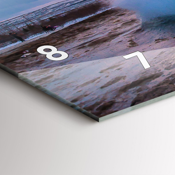 Horizontálne hodiny Gejzír na ostrove Island