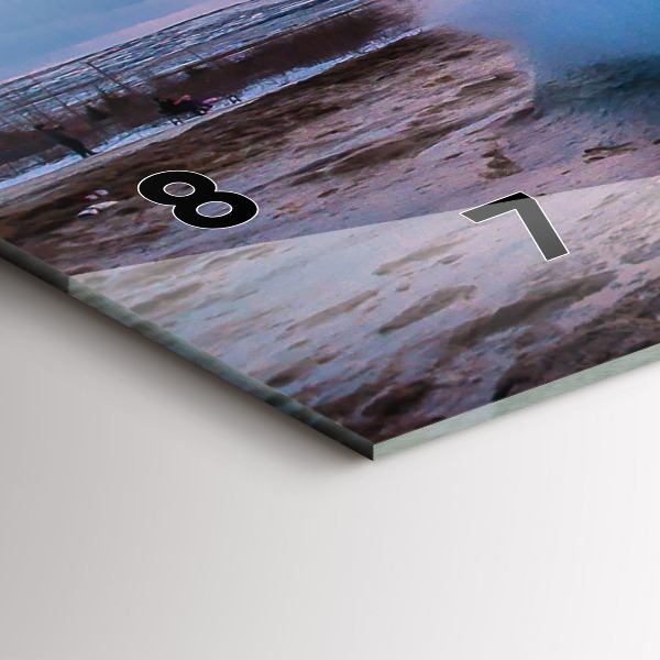 Horizontálne hodiny Gejzír na ostrove Island