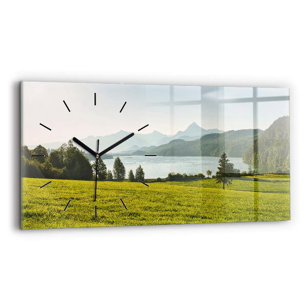 Horizontálne hodiny Hory a pole