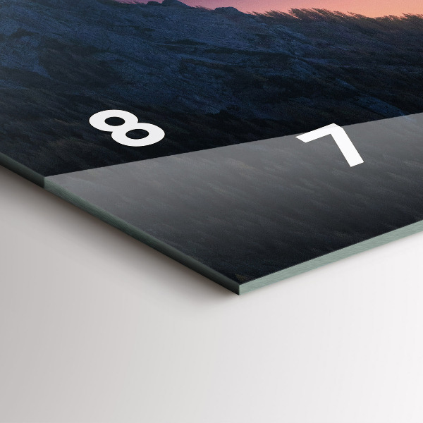 Horizontálne hodiny Krajina horských vrcholov