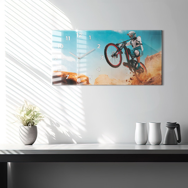 Horizontálne hodiny Kaskadér a adrenalín